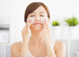Cách chăm sóc da dầu đúng cách